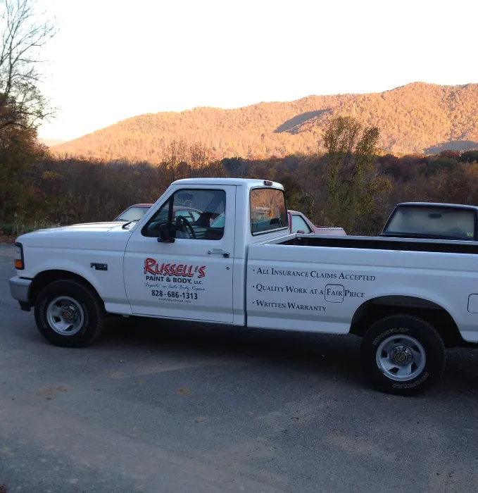 Russell's Paint & Body LLC shop front